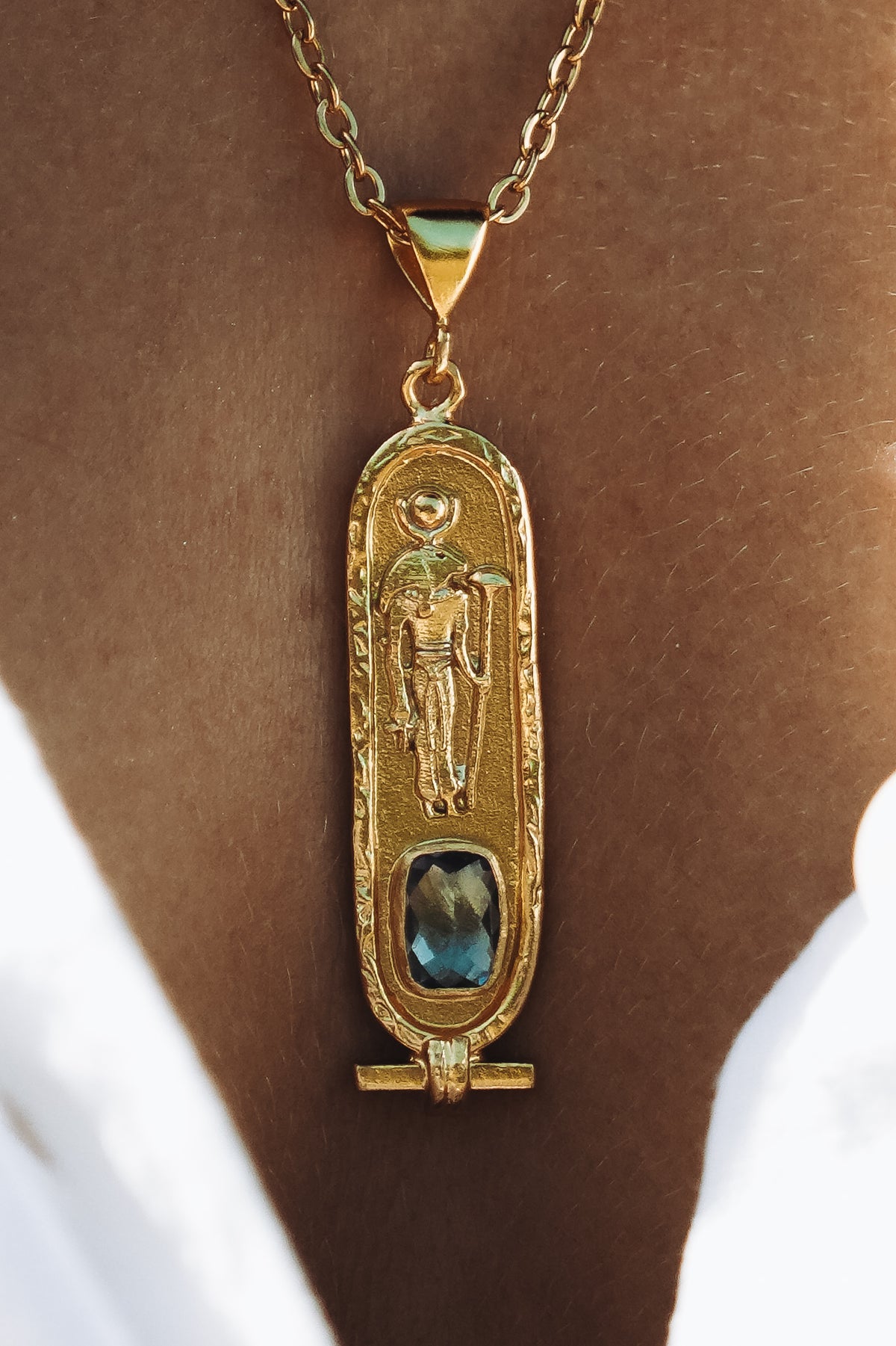 COLLIER HERA